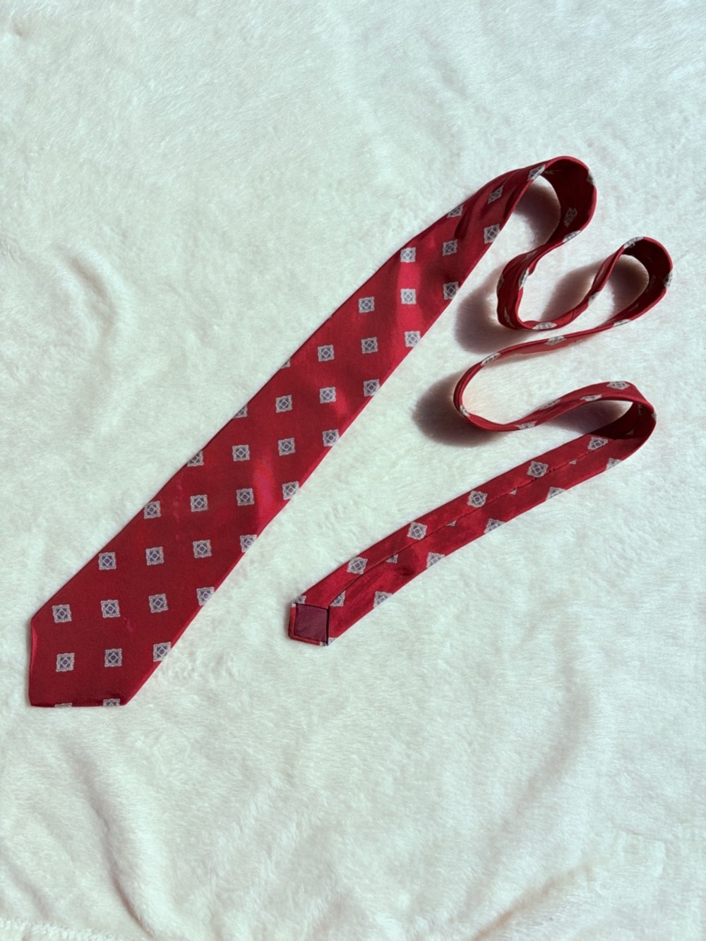 Albemarie Men's Red Geometric Print‎ Tie
